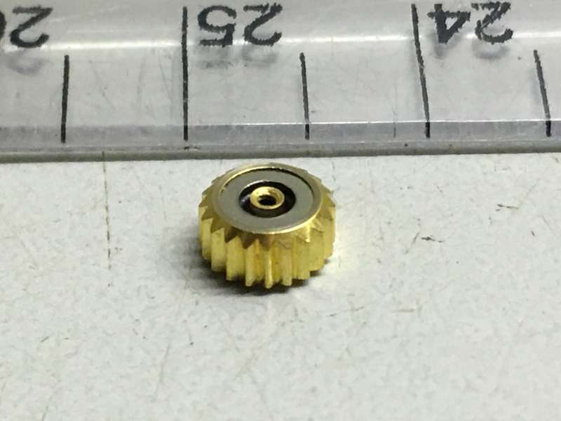 5.2mm gold crown