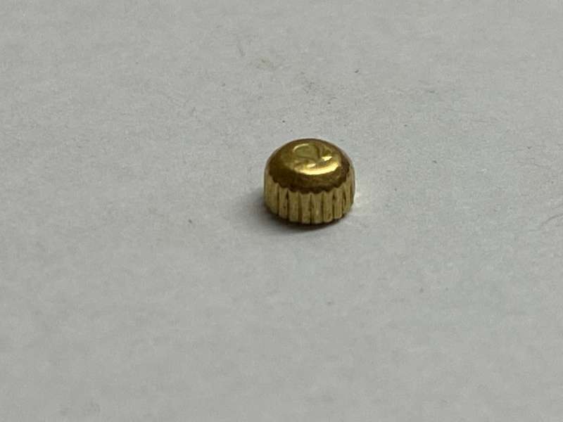 Omega gold crown - 3.9 x 2.6mm