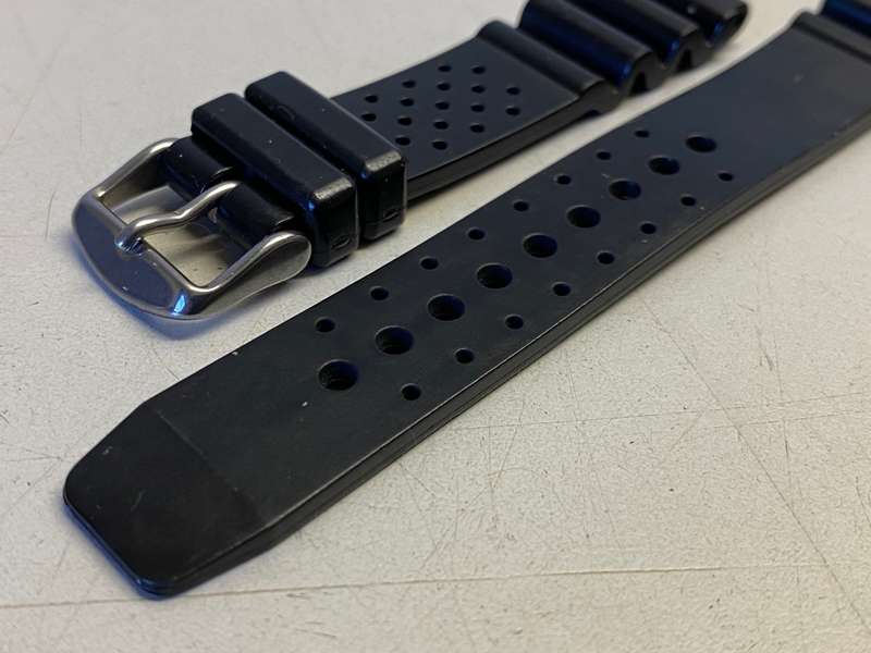 Black strap for divers watch - 16mm - lot 14