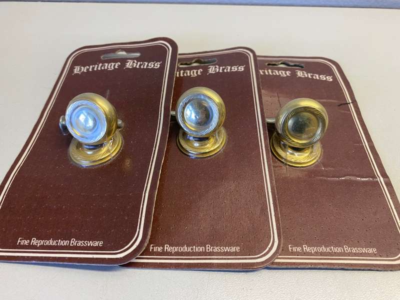 30mm brass door knobs - 3 pieces