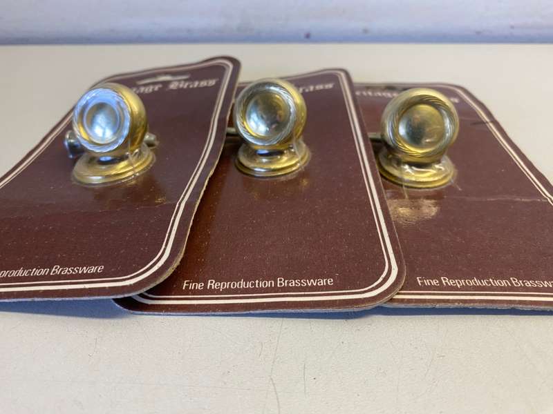 30mm brass door knobs - 3 pieces