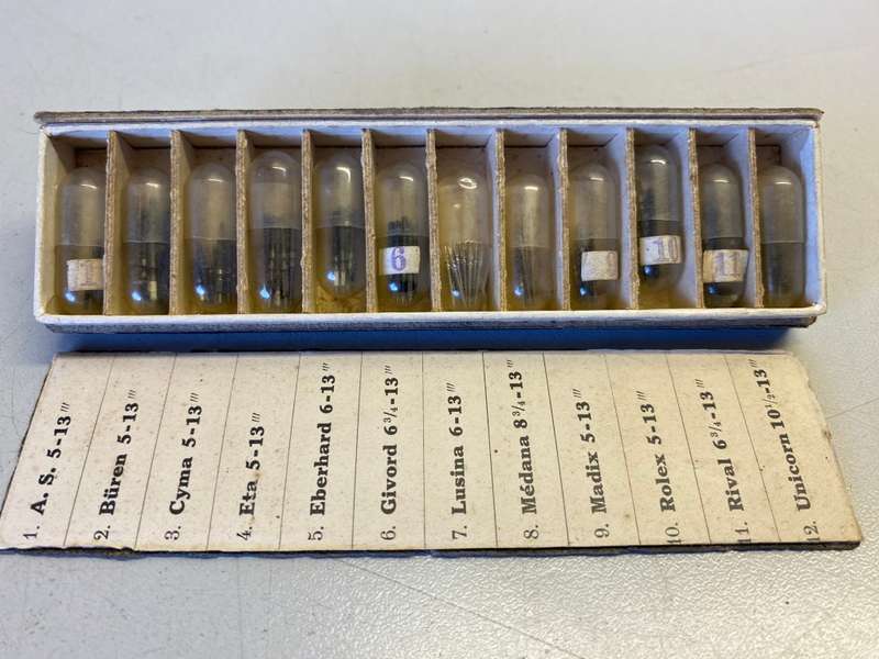 Assorted vintage watch winding stems