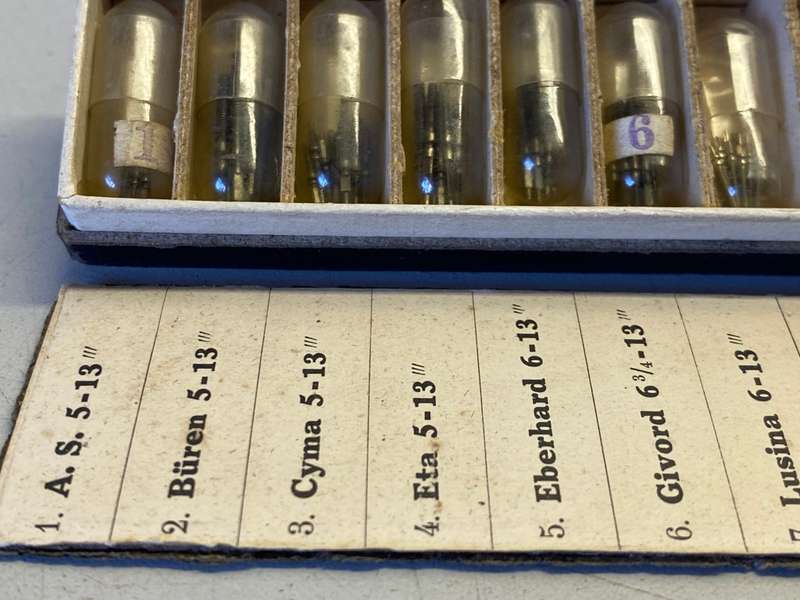 Assorted vintage watch winding stems