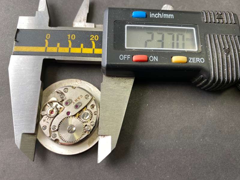 CAMY GENEVE-movement &  oversize dial