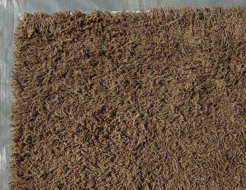 CARPETS: HANDWOVEN SHAGGY CARPET 240x170