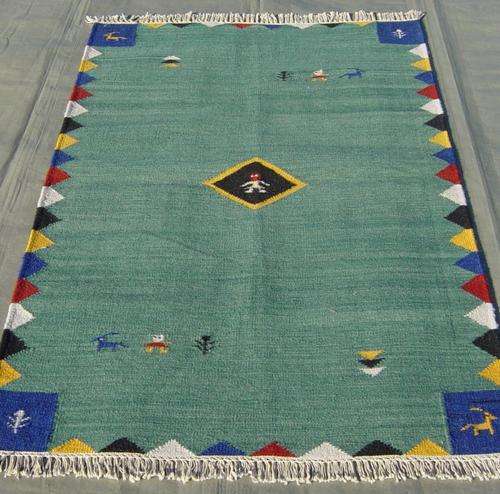 KILIM RUG