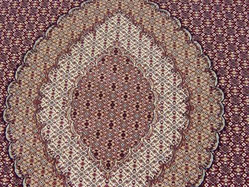 CARPETS: TABRIZ DESIGN CARPET 230x160