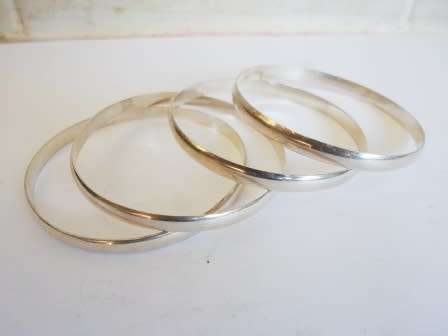 4 X 5mm STERLING SILVER BANGLES 27,1g