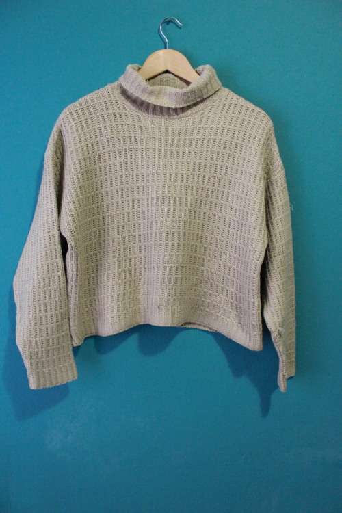 Vintage Beige Cropped Knit (Small / Medium)