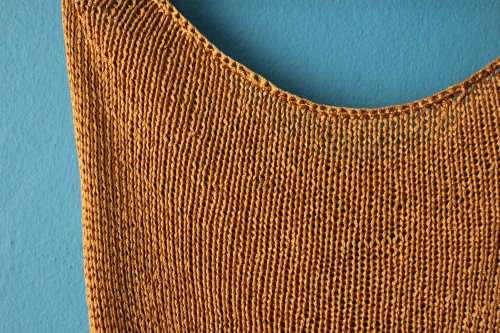 Stunning Gold Knit Top (Small / Medium)