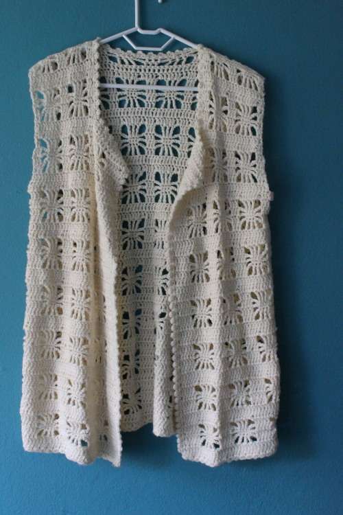 Vintage Cream Knit Crocheted-Style Pullover (Large / XL)