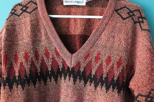 Vintage Red Knit (Medium / Large)
