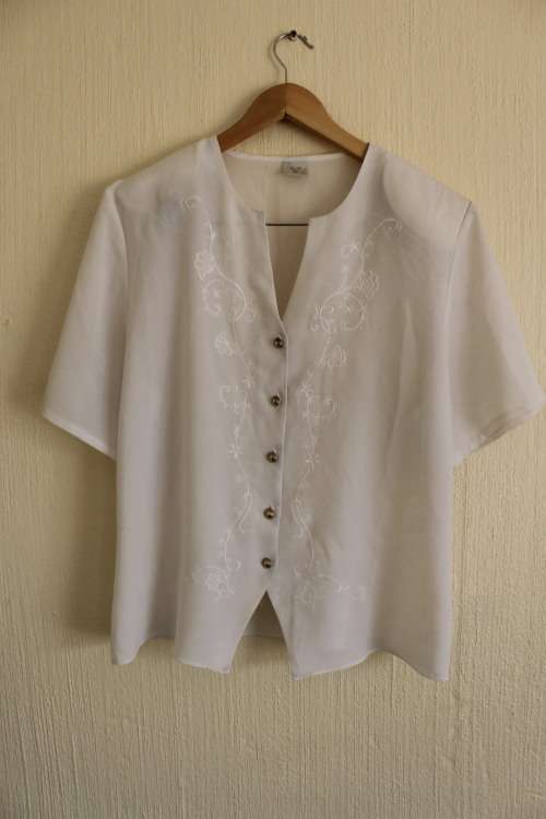Vintage White Blouse (Size 16)
