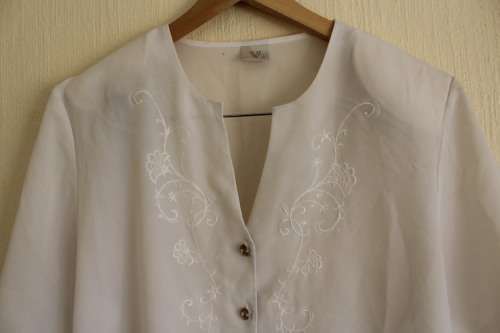 Vintage White Blouse (Size 16)