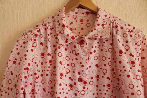 Vintage White Shirt with Red Circle Print (Large / XL)