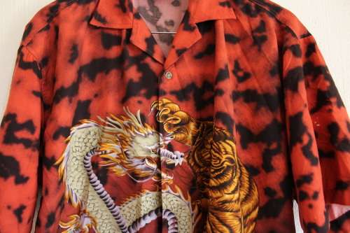 90s' / Early 00's Red Polyester Button Up Shirt (Medium)
