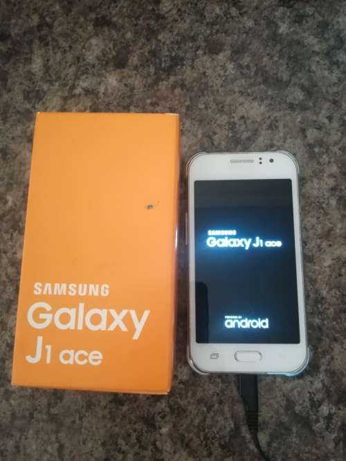 Samsung Galaxy J1 Ace