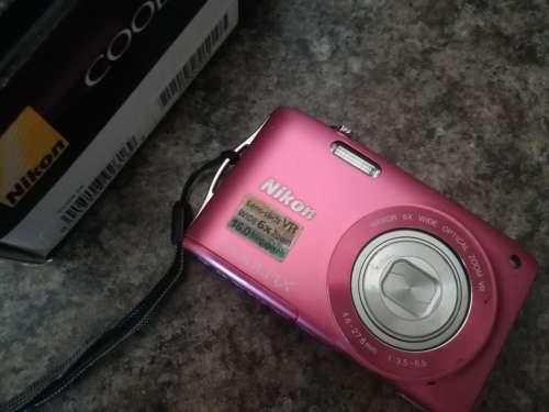 Nikon Coolpix S3300
