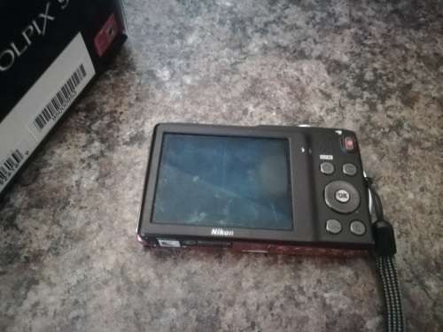 Nikon Coolpix S3300