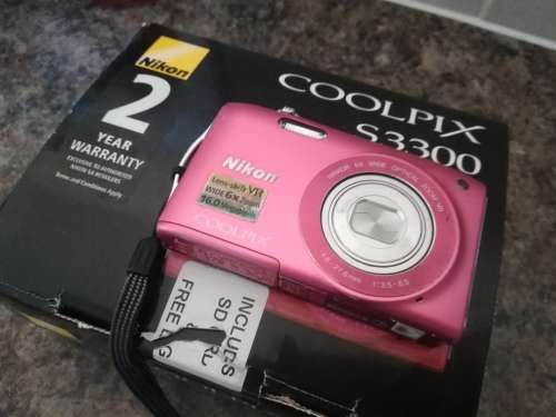 Nikon Coolpix S3300