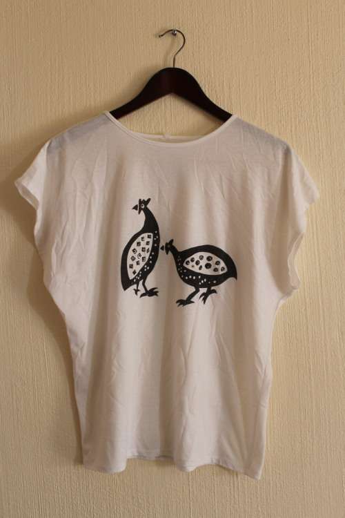 Vintage White T-Shirt with Guinea Fowl Decal (Small / Medium)