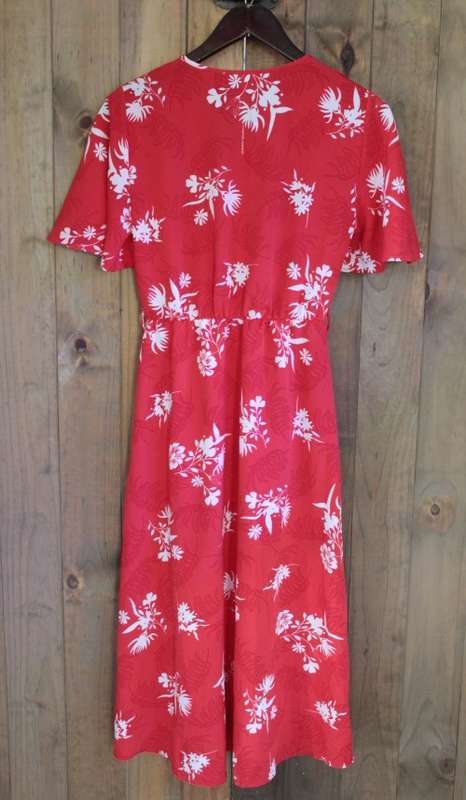 Vintage Red and White Blossom Print Dress (Size 8)