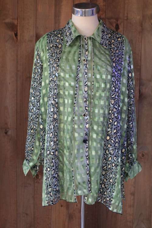 Vintage Long Sleeve Green / Animal Print Shirt (XL to 2XL)