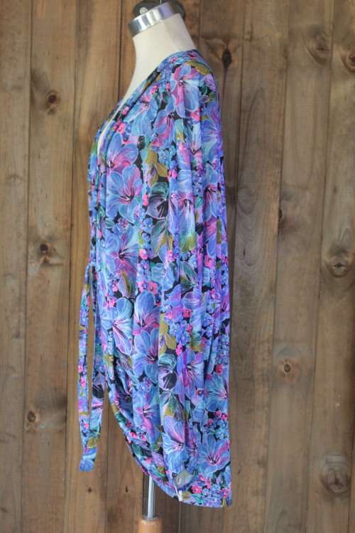 Vintage Kimono Style Top (XL / 2XL)