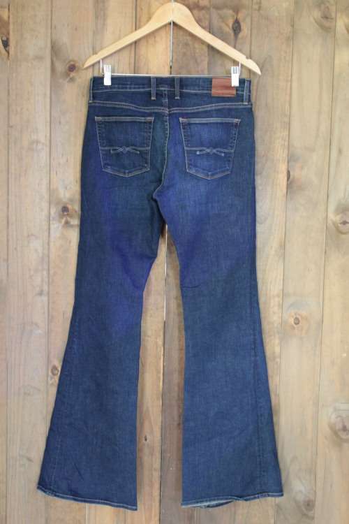 "Luck Brand" Jeans (Size 6 / 28")