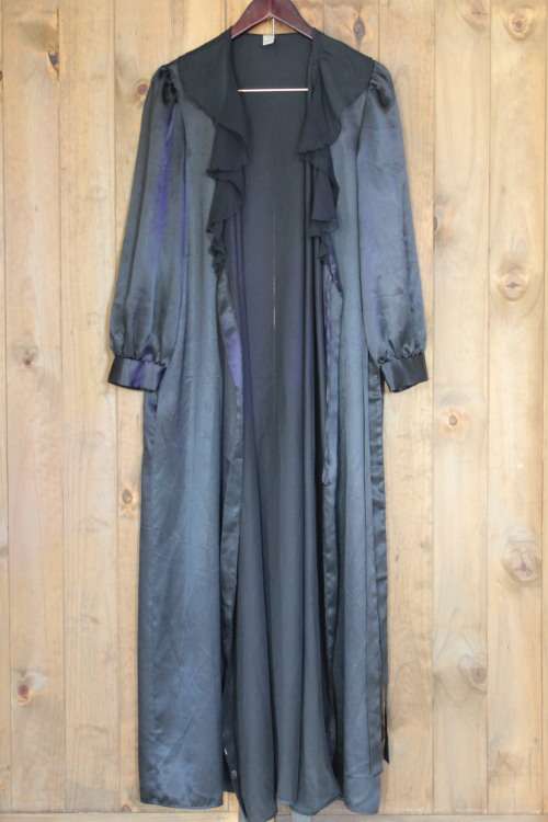 Black Vintage Victorias Secret Gown (Size 12)