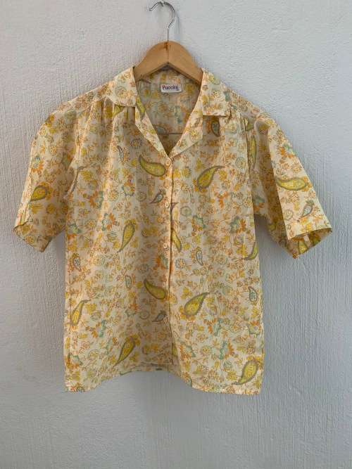 Vintage Paisley Button Up Shirt (Small / Medium)