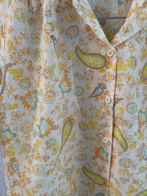 Vintage Paisley Button Up Shirt (Small / Medium)
