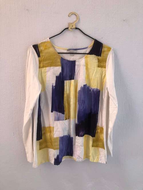 Gorgeous Shirt by Poetry (Size 12)