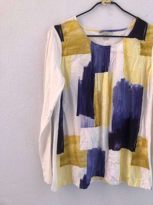 Gorgeous Shirt by Poetry (Size 12)