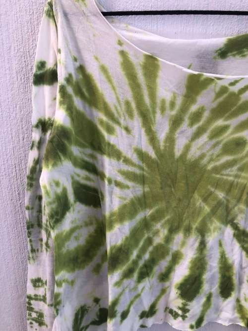 Green & White TIe Dye Shirt (Medium)