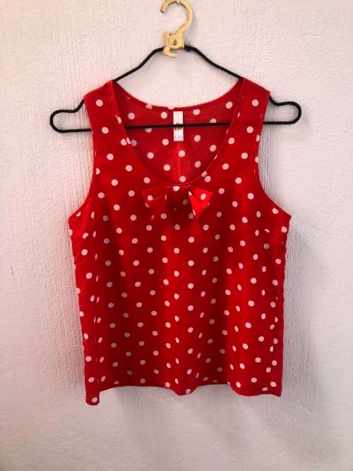 Red & White Polka Sleeveless Top (Small)