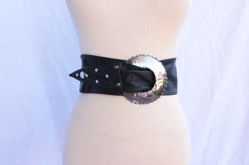80,s Vintage Black Belt (Fits waist or hip - 92 or 96cm)