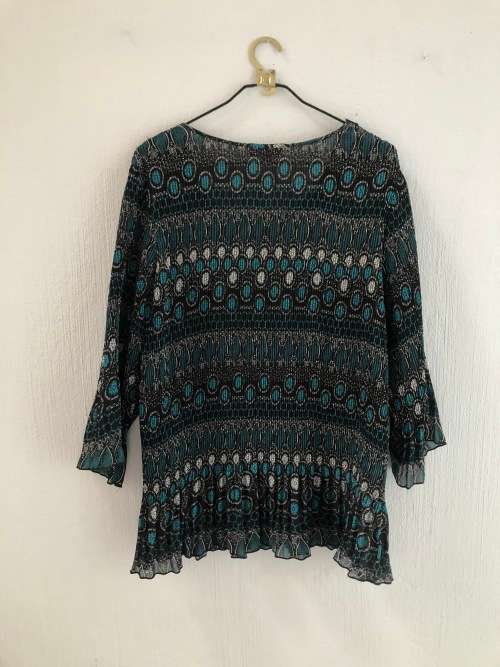 Pleated Tunic / Top from Queenspark (Size 22)