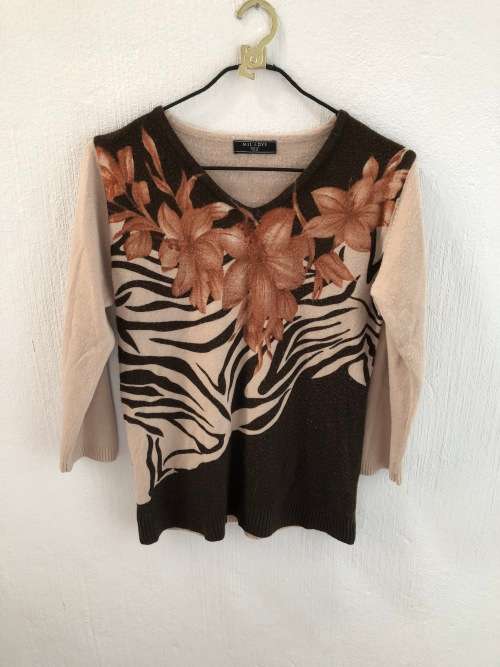 Floral Knit Top by Miladys (Size 10 / 34)