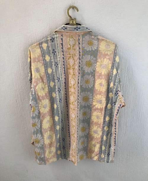 Vintage Pastel Pink and Blue Button Up Shirt (Medium / Large)
