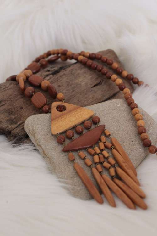 Wooden Beaded Vintage Necklace (Hanging length of  50 cm)
