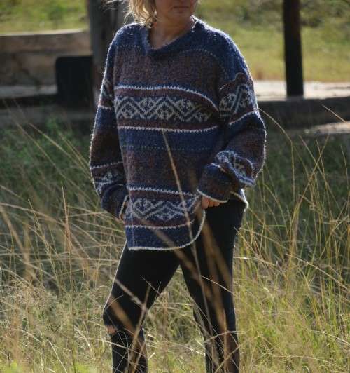 Vintage Blue / Red and White Knit (Large / XL)