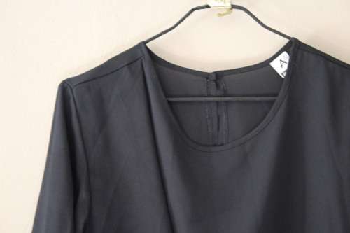 Black Top Ties to the Side (Size 34)
