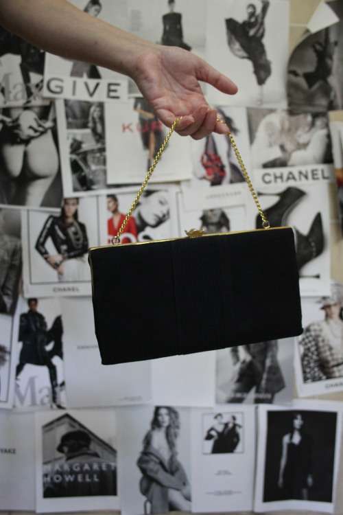 Black Vintage Bag / Clutch with Gold Chain (Measures 12.5 x 23.5 cm)