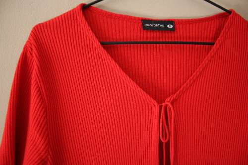 Red Early 2000`s Knit Cardigan (Medium)