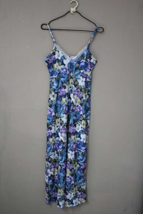 Gorgeous Vintage Strappy and Semi Sheer Dress (Large)