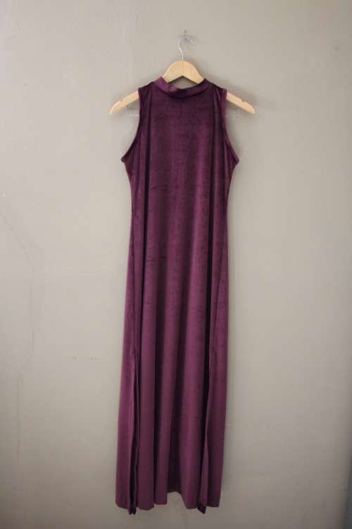 Purple Velvet Sleeveless Dress (Medium / Large)