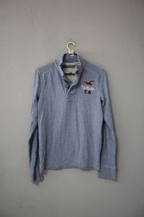 Grey Hollister Sweat Top (Small)