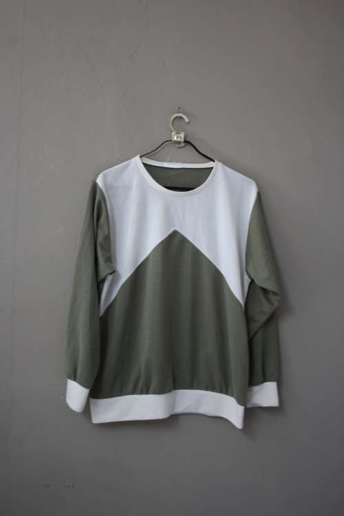 Vintage Olive and Cream Top (Small / Medium)