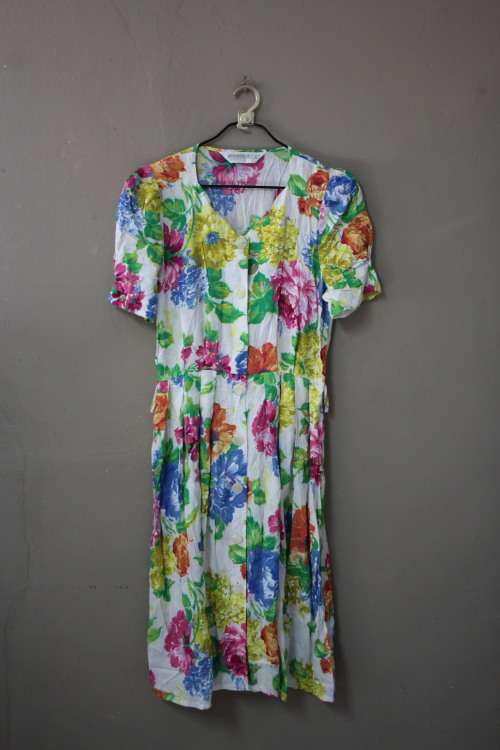Vintage Floral Button Up Dress (Size 10)